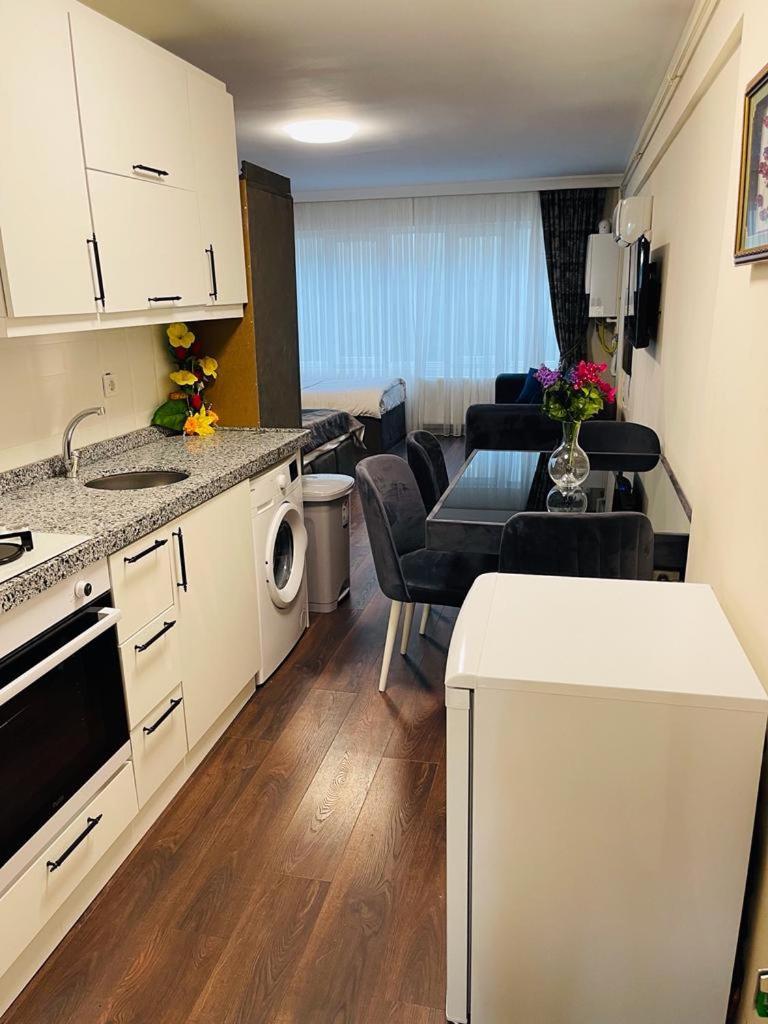 Aymira Suite Hotel Istanbul Zimmer foto